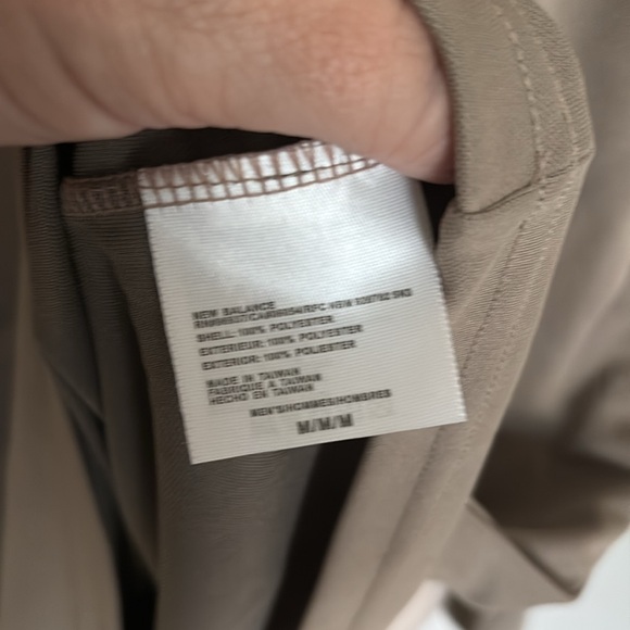 NWT men’s new balance medium bamboo long sleeve shirt 1277 - Picture 5 of 5